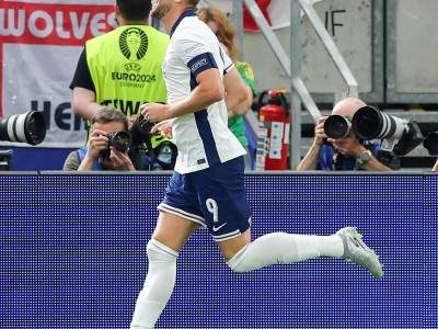 澳客足彩-火箭队7月25日的比赛详细回顾