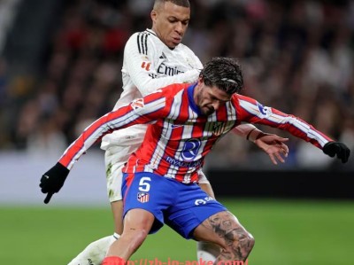 澳客足彩-CBA位置最好球员足球：CBA球员在足球比赛中的表现及位置分析